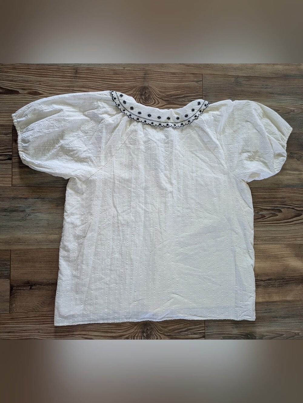 LC Lauren Conrad Short Puff Sleeve Embroidered Ruffle Collar Peasant Top XXL - Picture 3 of 6
